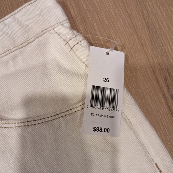 Cream Denim Maxi Skirt - Picture 5 of 9